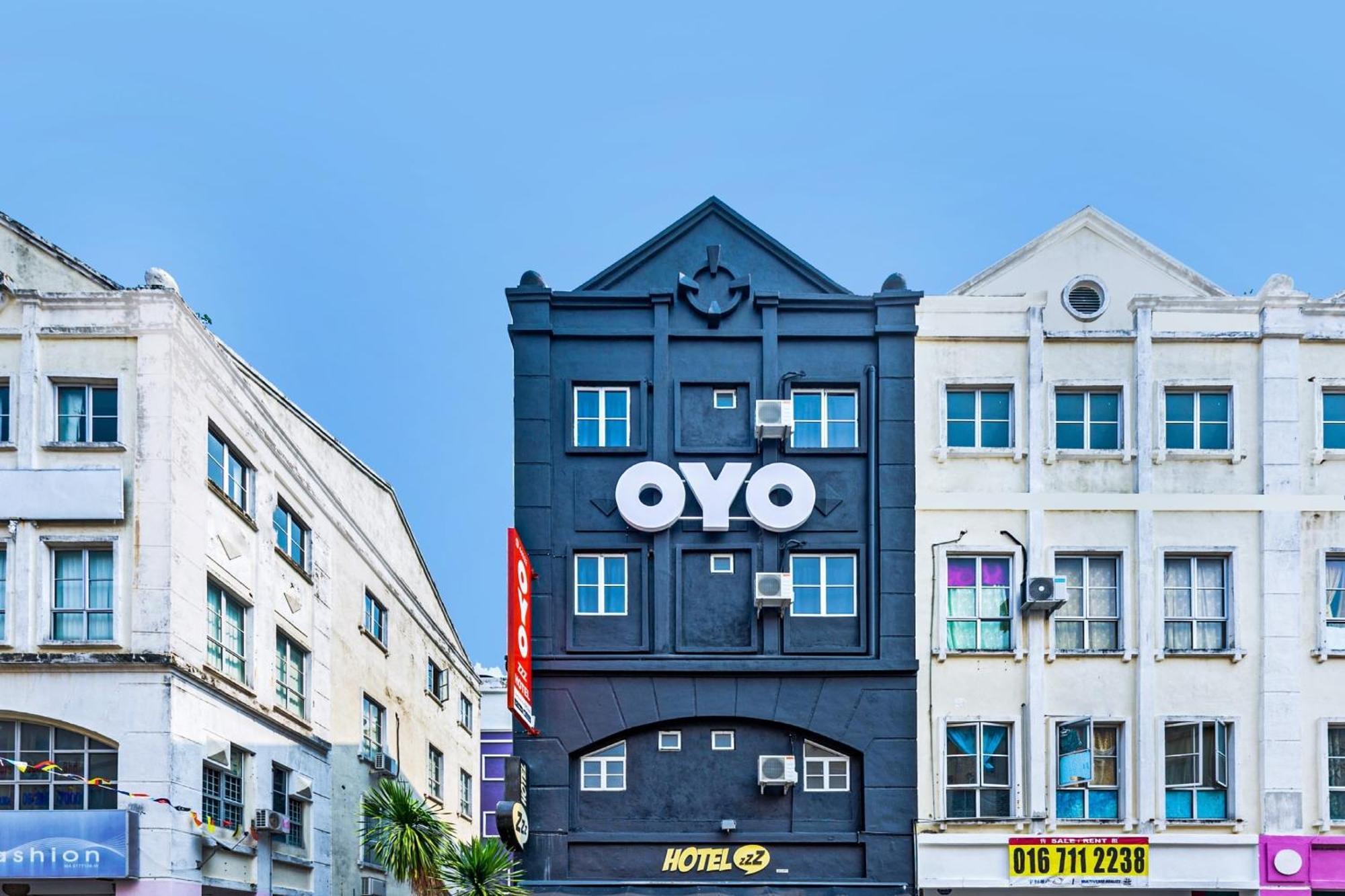 Super Oyo 44032 Zzz Hotel Malacca Esterno foto